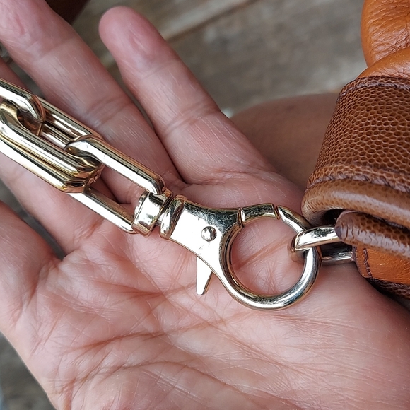 Cole Haan Shoulder bag. - Picture 10 of 12